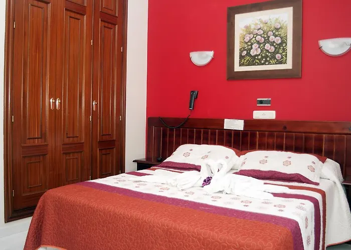 利雅托克萨酒店 2* Rouxique